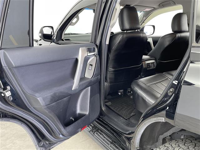 ランドクルーザープラド ＴＸ　社外９型ナビ（ＣＤ／ＤＶＤ／ＳＤ／ＢＴ／ＨＤＭＩ／フルセグ）　バックカメラ　ＥＴＣ　ＴｏｙｏｔａＳａｆｅｔｙＳｅｎｓｅ　コーナーセンサー　オートマチックハイビーム　レーダー　ドラレコ（25枚目）