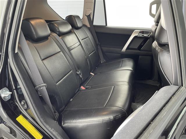 ランドクルーザープラド ＴＸ　社外９型ナビ（ＣＤ／ＤＶＤ／ＳＤ／ＢＴ／ＨＤＭＩ／フルセグ）　バックカメラ　ＥＴＣ　ＴｏｙｏｔａＳａｆｅｔｙＳｅｎｓｅ　コーナーセンサー　オートマチックハイビーム　レーダー　ドラレコ（30枚目）