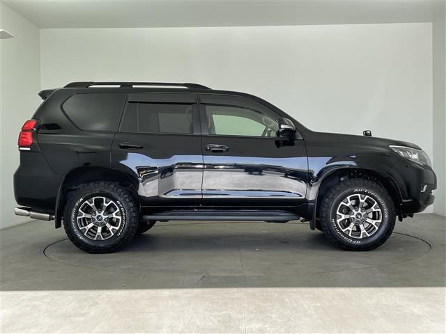 ランドクルーザープラド ＴＸ　社外９型ナビ（ＣＤ／ＤＶＤ／ＳＤ／ＢＴ／ＨＤＭＩ／フルセグ）　バックカメラ　ＥＴＣ　ＴｏｙｏｔａＳａｆｅｔｙＳｅｎｓｅ　コーナーセンサー　オートマチックハイビーム　レーダー　ドラレコ（36枚目）