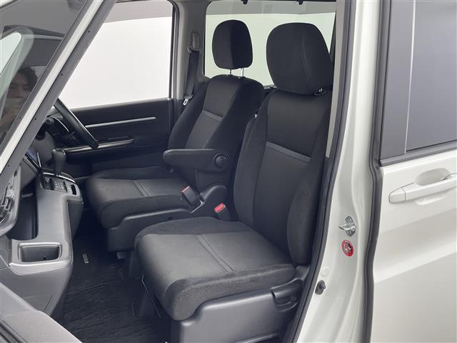 ステップワゴンスパーダ スパーダ ホンダセンシング 純正ナビ フリップダウンモニター ドライブレコーダー バックカメラ ETC アダクティブクルーズコントロール 両側パワースライドドア Bluetooth DVD フルセグ レーンアシスト(22枚目)