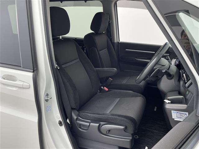 ステップワゴンスパーダ スパーダ ホンダセンシング 純正ナビ フリップダウンモニター ドライブレコーダー バックカメラ ETC アダクティブクルーズコントロール 両側パワースライドドア Bluetooth DVD フルセグ レーンアシスト(27枚目)