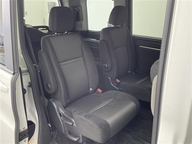 ステップワゴンスパーダ スパーダ ホンダセンシング 純正ナビ フリップダウンモニター ドライブレコーダー バックカメラ ETC アダクティブクルーズコントロール 両側パワースライドドア Bluetooth DVD フルセグ レーンアシスト(28枚目)