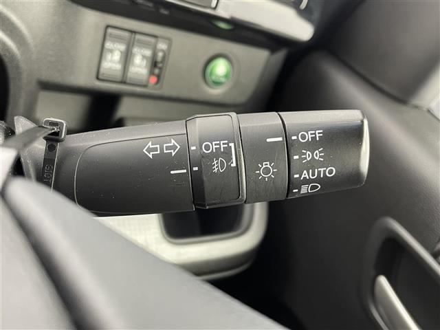 ステップワゴンスパーダ スパーダアドバンスパッケージβ 純正ナビ Bluetooth フリップダウンモニター ETC アダクティブクルーズコントロール 衝突軽減ブレーキ ETC DVD フルセグ CD バックカメラ スマートキー プッシュスタート(11枚目)