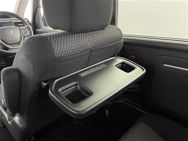 ステップワゴンスパーダ スパーダアドバンスパッケージβ 純正ナビ Bluetooth フリップダウンモニター ETC アダクティブクルーズコントロール 衝突軽減ブレーキ ETC DVD フルセグ CD バックカメラ スマートキー プッシュスタート(20枚目)