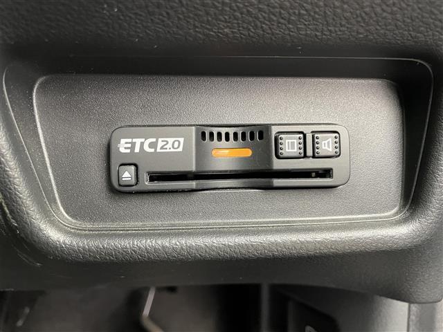 オデッセイ アブソルート　ホンダセンシング　バックカメラ　純正１１，７インチフリップダウンモニター　ホンダセンシング　アダプティブクルーズコントロール　両側パワースライドドア　ＬＥＤヘッドライト　ビルトインＥＴＣ　衝突軽減ブレーキ（20枚目）