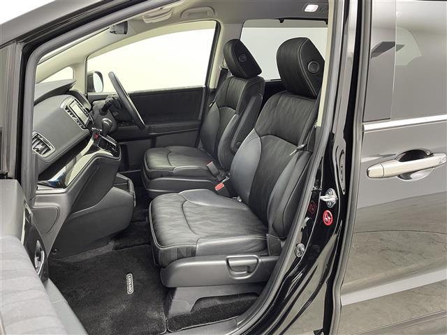 オデッセイ アブソルート　ホンダセンシング　バックカメラ　純正１１，７インチフリップダウンモニター　ホンダセンシング　アダプティブクルーズコントロール　両側パワースライドドア　ＬＥＤヘッドライト　ビルトインＥＴＣ　衝突軽減ブレーキ（25枚目）