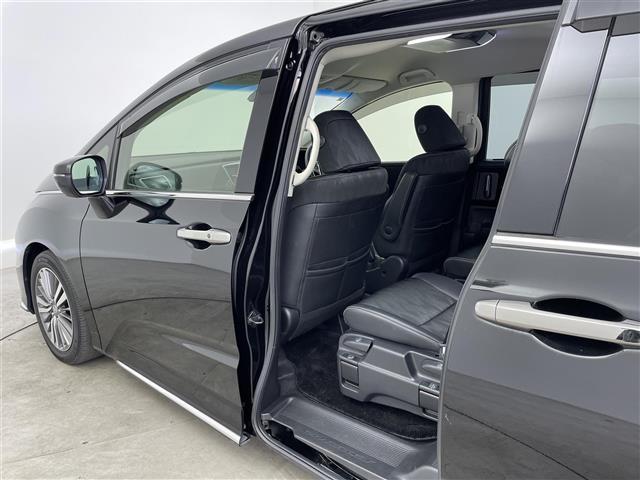 オデッセイ アブソルート　ホンダセンシング　バックカメラ　純正１１，７インチフリップダウンモニター　ホンダセンシング　アダプティブクルーズコントロール　両側パワースライドドア　ＬＥＤヘッドライト　ビルトインＥＴＣ　衝突軽減ブレーキ（28枚目）