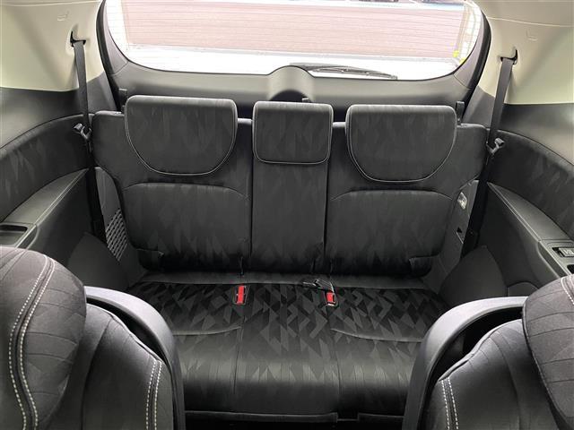 オデッセイ アブソルート　ホンダセンシング　バックカメラ　純正１１，７インチフリップダウンモニター　ホンダセンシング　アダプティブクルーズコントロール　両側パワースライドドア　ＬＥＤヘッドライト　ビルトインＥＴＣ　衝突軽減ブレーキ（30枚目）