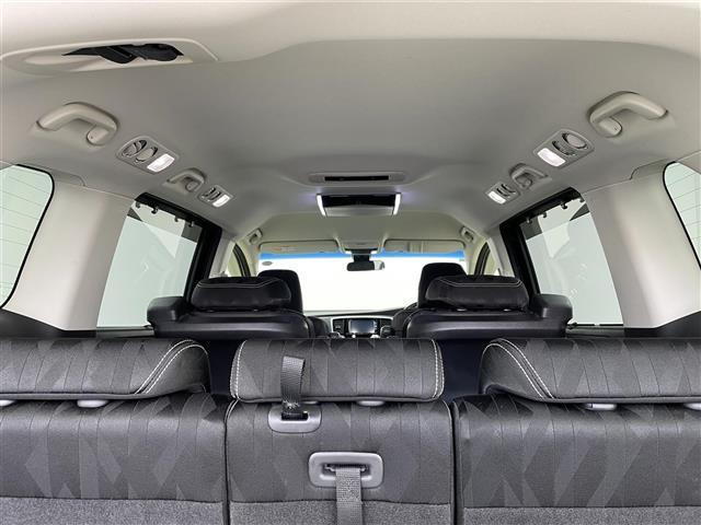 オデッセイ アブソルート　ホンダセンシング　バックカメラ　純正１１，７インチフリップダウンモニター　ホンダセンシング　アダプティブクルーズコントロール　両側パワースライドドア　ＬＥＤヘッドライト　ビルトインＥＴＣ　衝突軽減ブレーキ（32枚目）