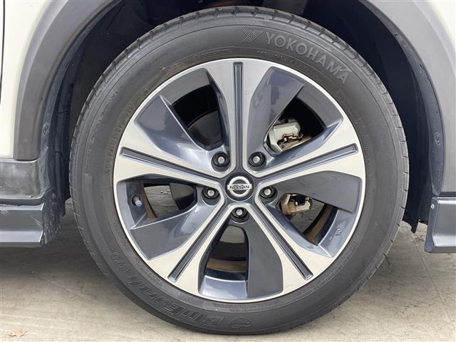 キックス X ツートーンインテリアエディション 純正SDナビ/エアロ付き/全方位カメラ/アラウンドビューモニター/プロパイロット/オートブレーキホールド/レザーシート/コーナーセンサー/ステアリングヒーター/シートヒーター/LEDヘッドライト(16枚目)