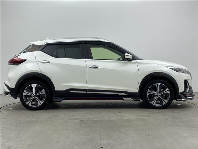 キックス X ツートーンインテリアエディション 純正SDナビ/エアロ付き/全方位カメラ/アラウンドビューモニター/プロパイロット/オートブレーキホールド/レザーシート/コーナーセンサー/ステアリングヒーター/シートヒーター/LEDヘッドライト(20枚目)