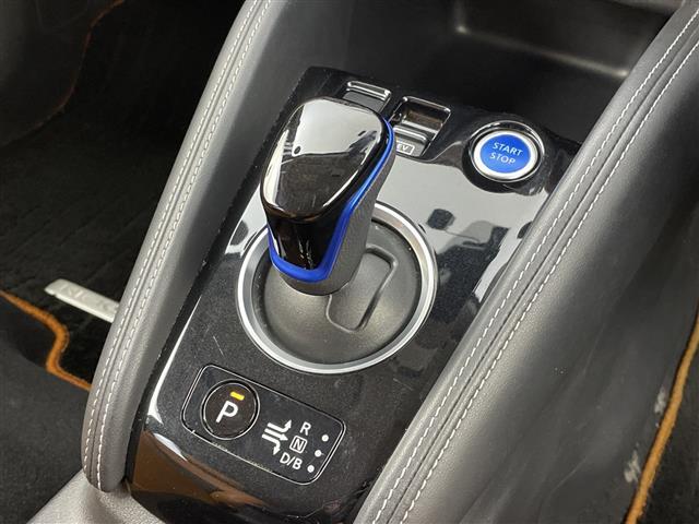 キックス X ツートーンインテリアエディション 純正SDナビ/エアロ付き/全方位カメラ/アラウンドビューモニター/プロパイロット/オートブレーキホールド/レザーシート/コーナーセンサー/ステアリングヒーター/シートヒーター/LEDヘッドライト(26枚目)