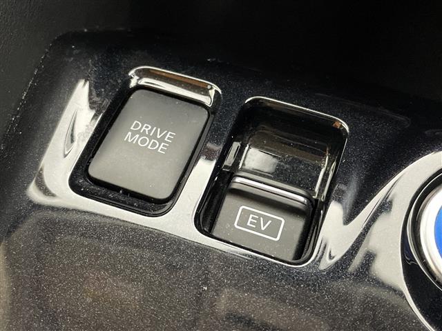 キックス X ツートーンインテリアエディション 純正SDナビ/エアロ付き/全方位カメラ/アラウンドビューモニター/プロパイロット/オートブレーキホールド/レザーシート/コーナーセンサー/ステアリングヒーター/シートヒーター/LEDヘッドライト(27枚目)