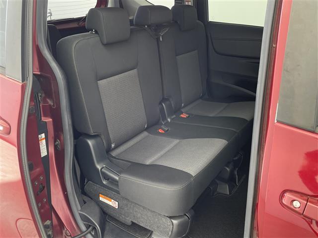 シエンタ G 純正ナビ フルセグ Bluetooth CD 衝突軽減ブレーキ ドライブレコーダー バックカメラ ビルトインETC オートリトラミラー プリクラッシュセーフティー オートハイビーム(27枚目)