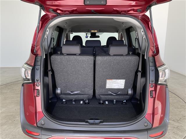 シエンタ G 純正ナビ フルセグ Bluetooth CD 衝突軽減ブレーキ ドライブレコーダー バックカメラ ビルトインETC オートリトラミラー プリクラッシュセーフティー オートハイビーム(29枚目)