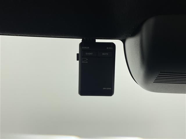 N-BOXカスタム ターボ 衝突軽減 マルチビューカメラシステム 純正9型ナビ フルセグTV BT対応 USB CD/DVD appleCarPlay AndroidAuto 両側電動スライドドア ETC LEDヘッドライト(13枚目)