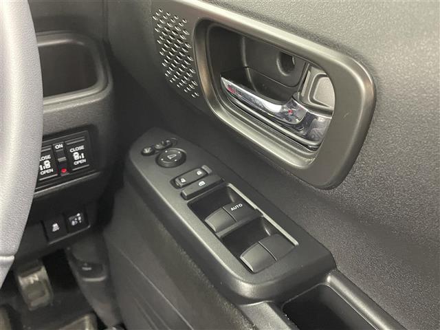 N-BOXカスタム ターボ 衝突軽減 マルチビューカメラシステム 純正9型ナビ フルセグTV BT対応 USB CD/DVD appleCarPlay AndroidAuto 両側電動スライドドア ETC LEDヘッドライト(23枚目)