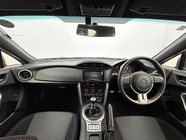 86 GT ETC スマートキー プッシュスタート TRDフルエアロ HKS車高調 純正フロアマット 純正17インチアルミホイール LEDヘッドライト オートエアコン(2枚目)