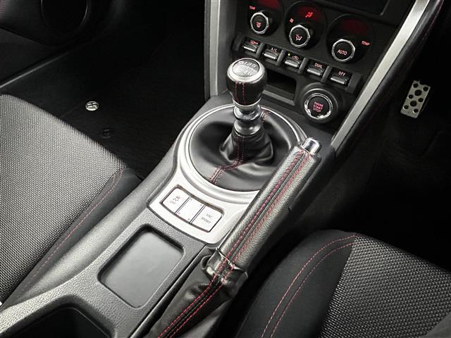 86 GT ETC スマートキー プッシュスタート TRDフルエアロ HKS車高調 純正フロアマット 純正17インチアルミホイール LEDヘッドライト オートエアコン(10枚目)