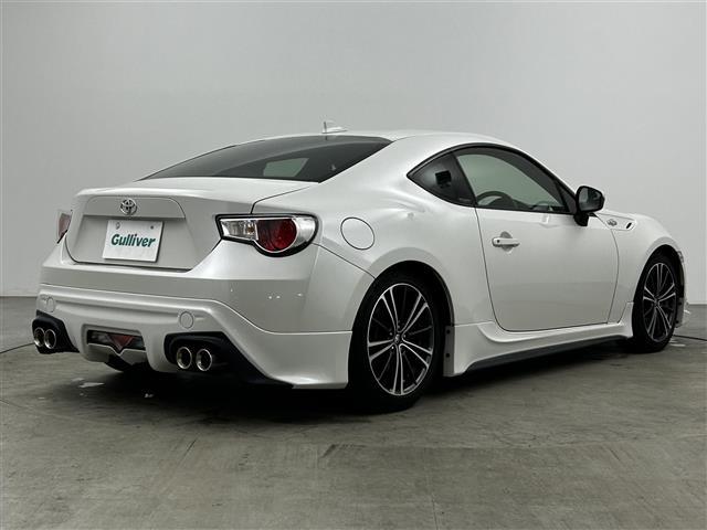 86 GT ETC スマートキー プッシュスタート TRDフルエアロ HKS車高調 純正フロアマット 純正17インチアルミホイール LEDヘッドライト オートエアコン(31枚目)