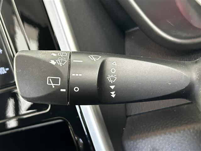 タンク カスタムG-T 純正SDナビ(BT/フルセグ/CD/DVD)/モデリスタエアロ/両側パワスラ/バックカメラ/アイドリングストップ/ビルトインETC/ドラレコ/純正アルミ/純正フロアマット/革巻ステアリング(9枚目)