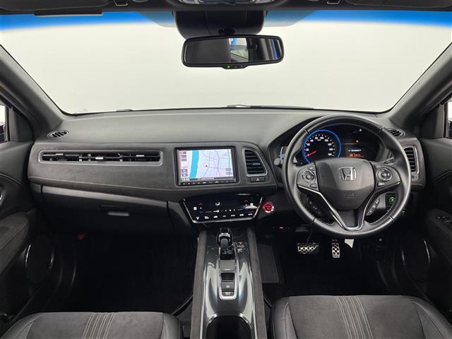 ヴェゼル ハイブリッドRS・ホンダセンシング 純正ナビ ホンダセンシング レーンキープ CD DVD BT ワンセグ 衝突軽減ブレーキ LKP 先行発進お知らせ レーダークルーズ バックカメラ ETC オートホールド シートヒーター ハーフレザー(2枚目)