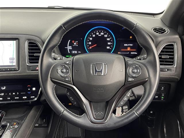 ヴェゼル ハイブリッドRS・ホンダセンシング 純正ナビ ホンダセンシング レーンキープ CD DVD BT ワンセグ 衝突軽減ブレーキ LKP 先行発進お知らせ レーダークルーズ バックカメラ ETC オートホールド シートヒーター ハーフレザー(4枚目)