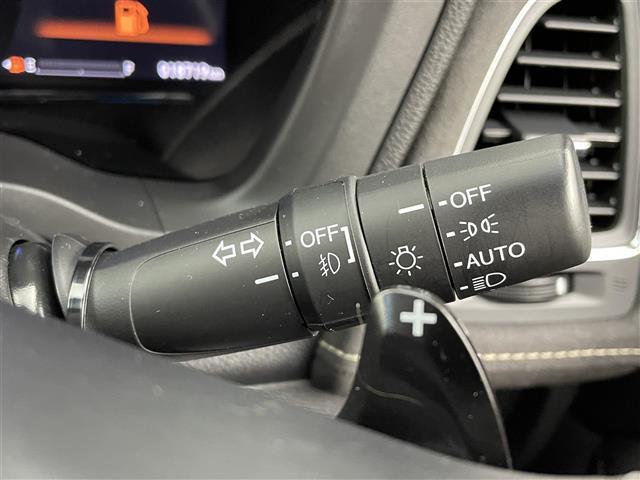 ヴェゼル ハイブリッドRS・ホンダセンシング 純正ナビ ホンダセンシング レーンキープ CD DVD BT ワンセグ 衝突軽減ブレーキ LKP 先行発進お知らせ レーダークルーズ バックカメラ ETC オートホールド シートヒーター ハーフレザー(8枚目)