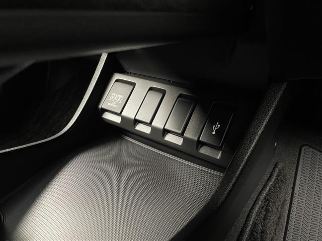 ヴェゼル ハイブリッドRS・ホンダセンシング 純正ナビ ホンダセンシング レーンキープ CD DVD BT ワンセグ 衝突軽減ブレーキ LKP 先行発進お知らせ レーダークルーズ バックカメラ ETC オートホールド シートヒーター ハーフレザー(14枚目)