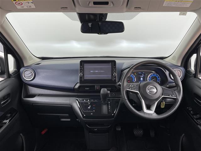 デイズ ハイウェイスター Gターボ 純正ナビ フルセグ Bluetooth CD アラウンドビューモニター ETC DVD 衝突軽減ブレーキ ステアリングスイッチ スマートキープッシュスタート オートライト 純正アルミホイール(2枚目)