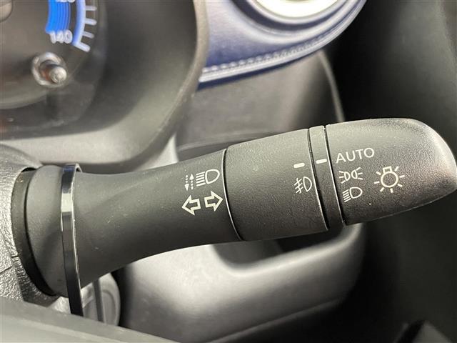 デイズ ハイウェイスター Gターボ 純正ナビ フルセグ Bluetooth CD アラウンドビューモニター ETC DVD 衝突軽減ブレーキ ステアリングスイッチ スマートキープッシュスタート オートライト 純正アルミホイール(8枚目)