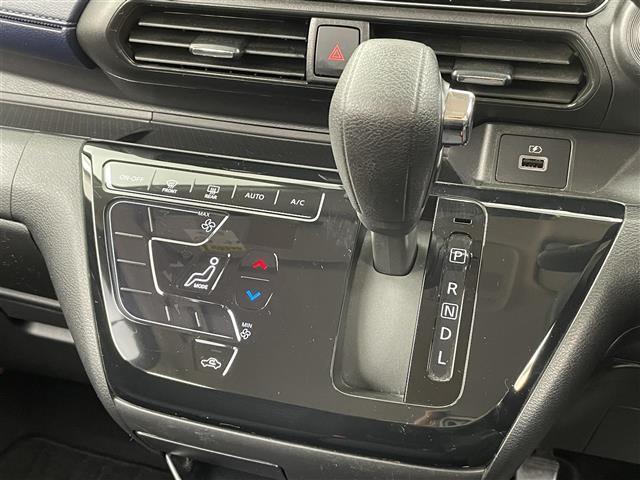 デイズ ハイウェイスター Gターボ 純正ナビ フルセグ Bluetooth CD アラウンドビューモニター ETC DVD 衝突軽減ブレーキ ステアリングスイッチ スマートキープッシュスタート オートライト 純正アルミホイール(9枚目)