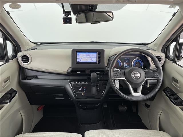 デイズ X 社外ナビ Bluetooth CD DVD 前後ドライブレコーダー アラウンドビューモニター ステアリングスイッチ 電動格納ミラー 純正アルミホイール オートエアコン スマートキープッシュスタート(2枚目)