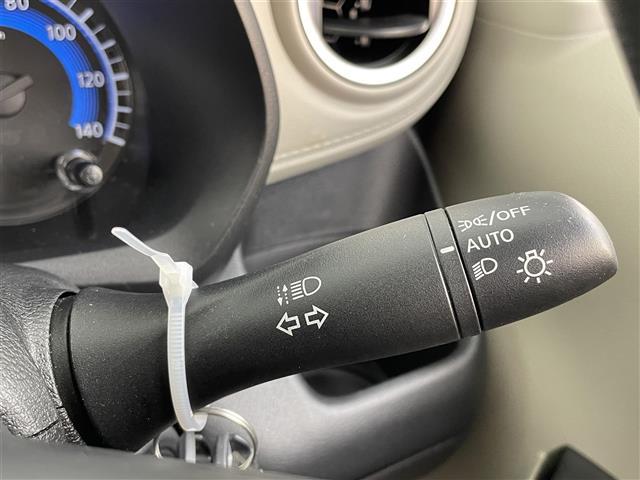 デイズ X 社外ナビ Bluetooth CD DVD 前後ドライブレコーダー アラウンドビューモニター ステアリングスイッチ 電動格納ミラー 純正アルミホイール オートエアコン スマートキープッシュスタート(7枚目)