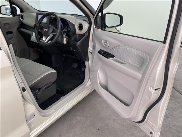 デイズ X 社外ナビ Bluetooth CD DVD 前後ドライブレコーダー アラウンドビューモニター ステアリングスイッチ 電動格納ミラー 純正アルミホイール オートエアコン スマートキープッシュスタート(22枚目)