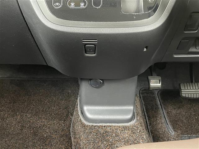 デイズルークス ハイウェイスター X Vセレクション 純正ナビ(フルセグTV/CD/BT) 両側パワースラスイド テアリングスイッチ 前ドライブレコーダー アラウンドビューモニター スマートキー 衝突軽減ブレーキ レーンアシスト アイドリングストップ(15枚目)