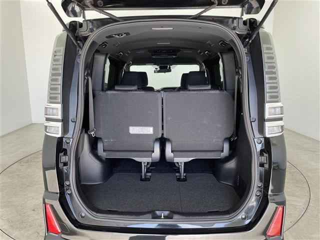 ヴォクシー ハイブリッドZS 煌 純正SDナビ(BT/CD/DVD/フルセグ)/フリップダウン/両側パワスラ/バックカメラ/クルコン/オートハイビーム/レーンキープ/ドラレコ/LEDヘッドライト/フロアマット/スマートキー(33枚目)