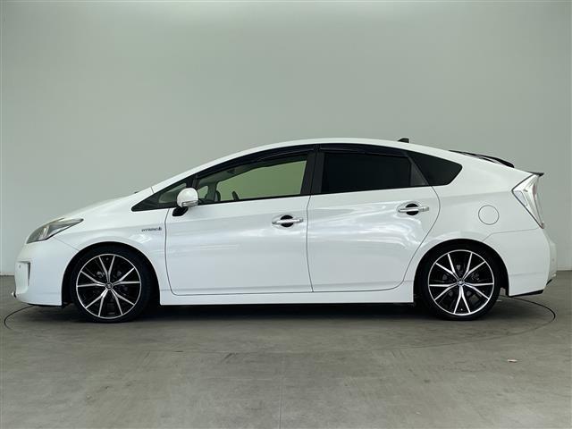 プリウス G アルパインナビ/パワーシート/サンルーフ/バックカメラ/ステリングスイッチ/フルセグTV/DVD/BT/CD/ETC/社外マフラー/前方ドラレコ/LOXARNY18インチホイール/ハーフレザーシート(31枚目)