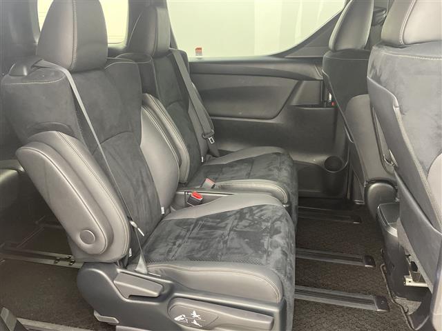 アルファード ２．５Ｓ　タイプゴールドＩＩＩ　純正ナビ／ＤＶＤ／ＣＤ／Ｂｌｕｅｔｏｏｔｈ　純正フリップダウンモニター　両側パワースライドドア　レーダークルーズコントロール　サンルーフ　前方ドライブレコーダー　ハーフレザーシート　ビルトインＥＴＣ（26枚目）