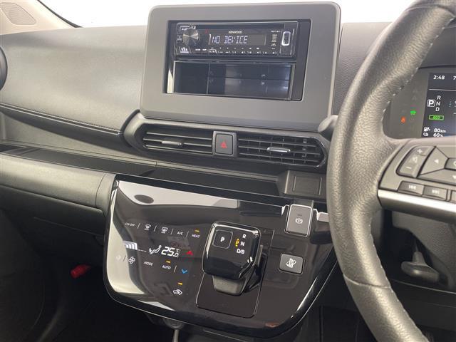 ｅＫクロス ＥＶ Ｇ　充電ケーブル有り　衝突軽減　社外ＣＤ／ＵＳＢ　プッシュスタート　インテリジェントキー　電動パーキング　オートライト　ＬＥＤヘッドライト　コーナーセンサー　ｅ－Ａｓｓｉｓｔ（3枚目）