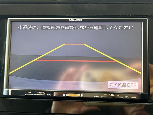 プリウス Ｓセーフティプラス　トヨタセーフティーセンス　衝突軽減ブレーキ　社外メモリナビ　バックカメラ　クルーズコントロール　プッシュスタート　オートライト　オートマチックハイビーム　レーンキープアシスト　ＥＴＣ（4枚目）