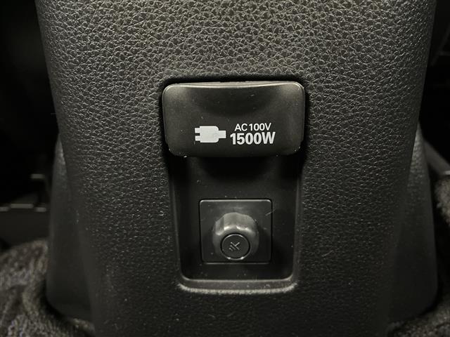 アクア Ｚ　モデリスタエアロ　衝突軽減　パノラミックビューモニター　１０．５型ディスプレイオーディオ　フルセグＴＶ　ＣＤ／ＤＶＤ　ＢＴ対応　ＥＴＣ　前後ドライブレコーダー　シートヒーター　ステアリングヒーター（21枚目）