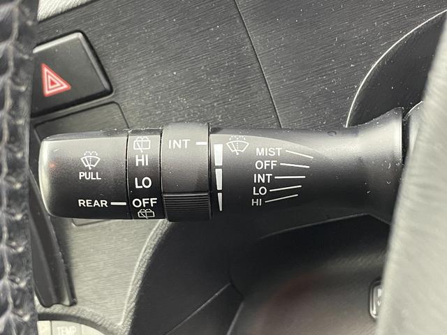 アクア Gブラックソフトレザーセレクション 純正SDナビ(CD/DVD/フルセグTV/Bluetooth) 車外カメラ(前後) ECO/EVモード スペアキー ETC AW付スタッドレスタイヤ車載(7枚目)