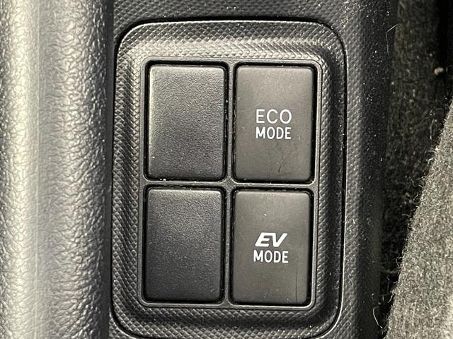 アクア Gブラックソフトレザーセレクション 純正SDナビ(CD/DVD/フルセグTV/Bluetooth) 車外カメラ(前後) ECO/EVモード スペアキー ETC AW付スタッドレスタイヤ車載(16枚目)
