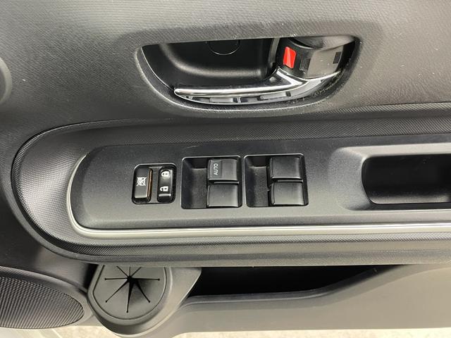 アクア Gブラックソフトレザーセレクション 純正SDナビ(CD/DVD/フルセグTV/Bluetooth) 車外カメラ(前後) ECO/EVモード スペアキー ETC AW付スタッドレスタイヤ車載(20枚目)