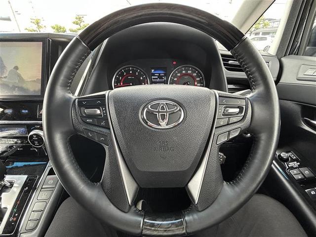 ヴェルファイア ２．５Ｚ　Ｇエディション　ツインムーンルーフ　純正１２．１型後席モニター　純正１０型ナビ　バックカメラ　両側パワスラ　ＥＴＣ　シートヒーター　ベンチレーション　トヨタセーフティセンス　レーダークルーズ　レーンキープ（4枚目）