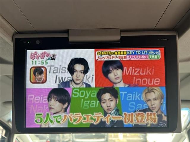 ヴェルファイア ２．５Ｚ　Ｇエディション　ツインムーンルーフ　純正１２．１型後席モニター　純正１０型ナビ　バックカメラ　両側パワスラ　ＥＴＣ　シートヒーター　ベンチレーション　トヨタセーフティセンス　レーダークルーズ　レーンキープ（7枚目）