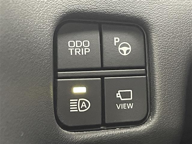 クラウンハイブリッド Ｓ　エレガンススタイル　純正ナビ　フルセグＴＶ　ＣＤ　ＤＶＤ　Ｂｌｕｅｔｏｏｔｈ　ＡＭ／ＦＭ　パノラマミックビュー　ＥＴＣ　アドバンストパーク　ハーフレザー　シートヒーター　パドルシフト　ハンドルヒーター　３６０度ドラレコ（10枚目）