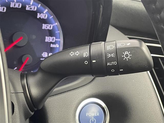 クラウンハイブリッド Ｓ　エレガンススタイル　純正ナビ　フルセグＴＶ　ＣＤ　ＤＶＤ　Ｂｌｕｅｔｏｏｔｈ　ＡＭ／ＦＭ　パノラマミックビュー　ＥＴＣ　アドバンストパーク　ハーフレザー　シートヒーター　パドルシフト　ハンドルヒーター　３６０度ドラレコ（16枚目）