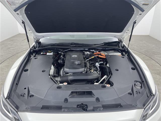 クラウンハイブリッド Ｓ　エレガンススタイル　純正ナビ　フルセグＴＶ　ＣＤ　ＤＶＤ　Ｂｌｕｅｔｏｏｔｈ　ＡＭ／ＦＭ　パノラマミックビュー　ＥＴＣ　アドバンストパーク　ハーフレザー　シートヒーター　パドルシフト　ハンドルヒーター　３６０度ドラレコ（42枚目）